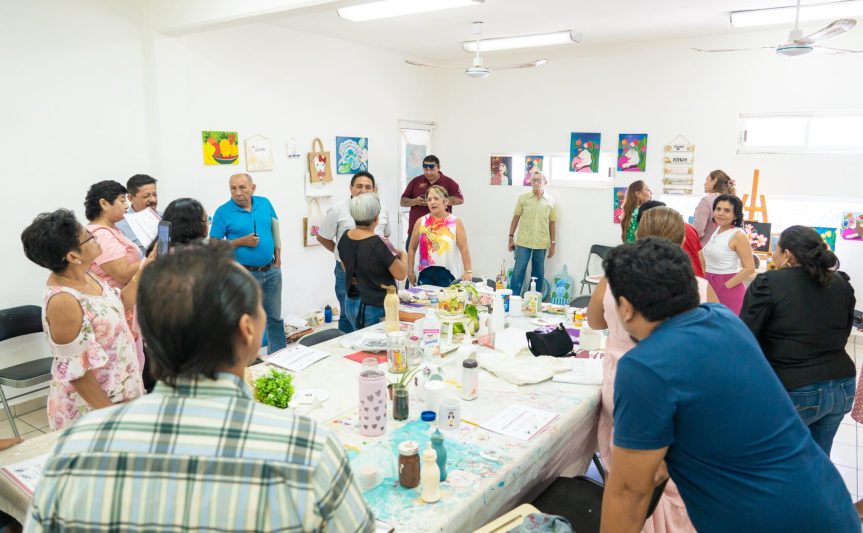 Finalizan talleres en el CDC Froylán López: gobierno de Cozumel impulsa el emprendimiento&nbsp;cozumeleño