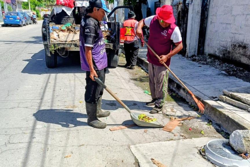 Gobierno de Cozumel intensifica mantenimiento en sistema pluvial para prevenir encharcamientos durante temporada de&nbsp;lluvias