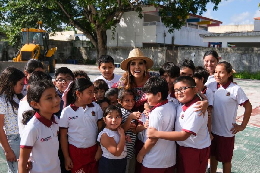 Anuncia Mara Lezama paquete de 15 domos en Cozumel para cuidar la salud y el bienestar de&nbsp;estudiantes