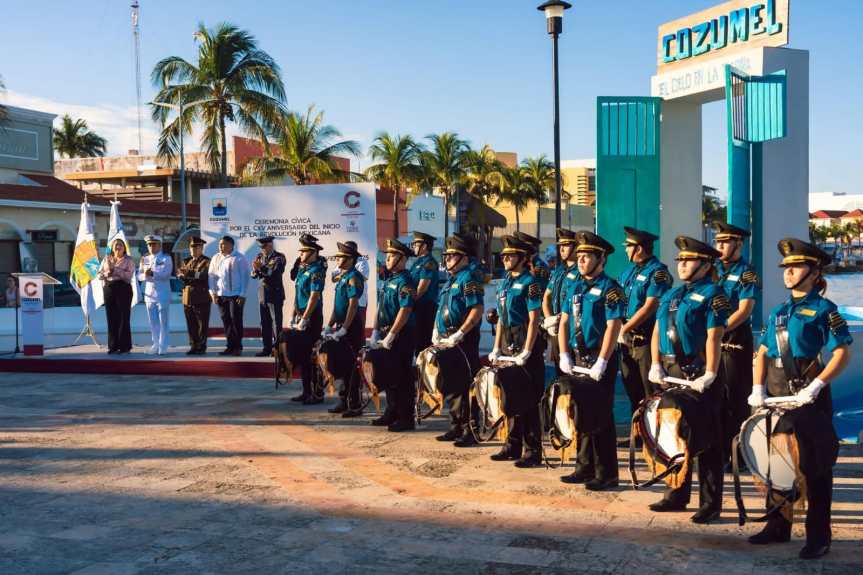 Gobierno municipal conmemora el CXV aniversario de la Revolución Mexicana con ceremonia&nbsp;cívica