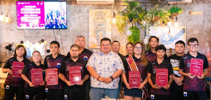Gobierno municipal reconoce a para atletas cozumeleños su esfuerzo, disciplina y&nbsp;constancia