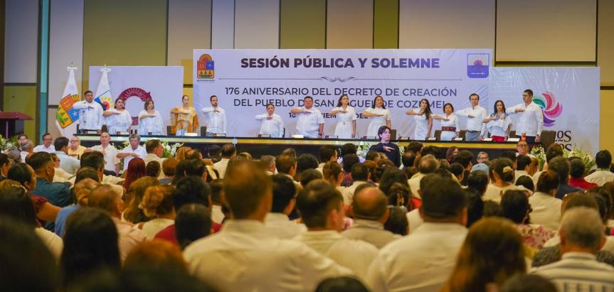 Se reconoce a cozumeleños en Sesión Pública y solemne del 176 Aniversario del Decreto de la Creación del pueblo de San Miguel de&nbsp;Cozumel