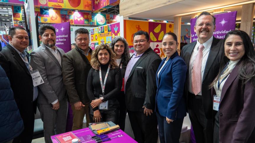 Chacón gestiona alianzas con Volaris para fortalecer la conectividad aérea de&nbsp;Cozumel