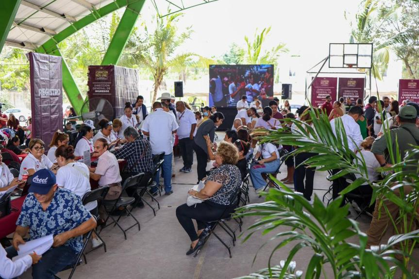 Lleva Ana Paty Peralta “Día del Pueblo” a&nbsp;Bonfil