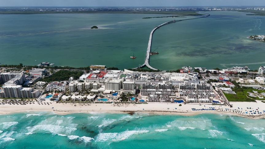 Puente Vehicular Nichupté queda totalmente unido y alcanza 94.2% de avance global: Mara&nbsp;Lezama