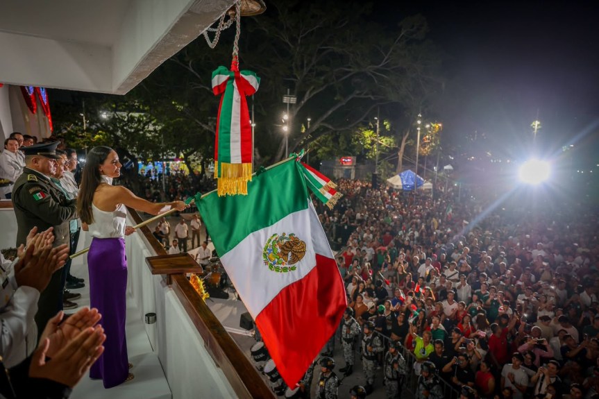 Celebra Ana Paty Peralta con miles de cancunenses el Grito de Independencia de&nbsp;México