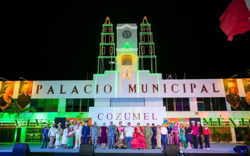 Chacón enciende luces patrias y corona a Embajadora de la Independencia&nbsp;2026