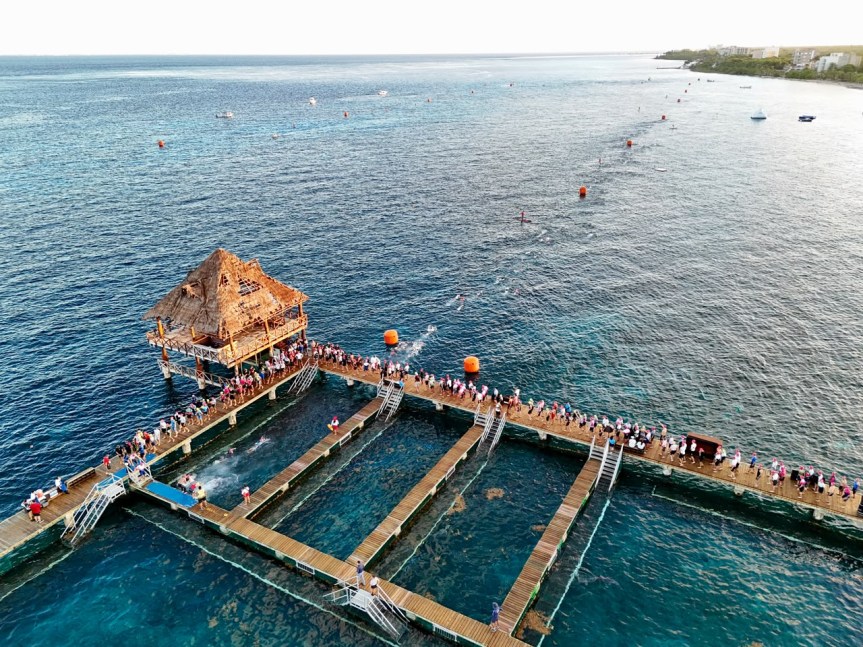 Ironman 70.3 reúne a 2 mil 500 triatletas de 50 países en&nbsp;Cozumel