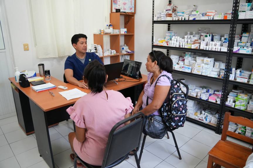 Diana Sosa acerca Jornadas de Especialidad a bajo costo en neurología para las familias de&nbsp;Cozumel